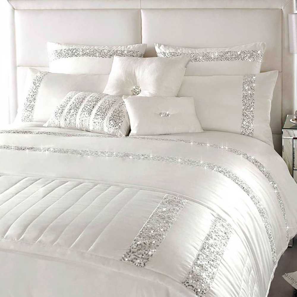 Bridal quilt store sets